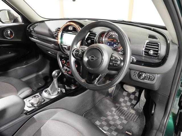 ＭＩＮＩ クーパーＤ　クラブマン　バックカメラ　リア障害物センサー　ドライビングモード　アクティブクルコン　ＬＥＤヘッドライト／フォグランプ　コンフォートアクセス　スルーローディングシステム　純正ナビ　ＥＴＣ２．０　整備付（16枚目）