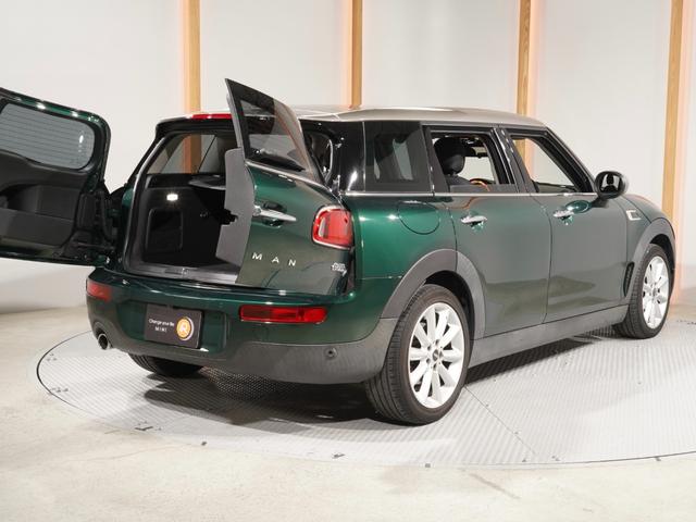 ＭＩＮＩ クーパーＤ　クラブマン　バックカメラ　リア障害物センサー　ドライビングモード　アクティブクルコン　ＬＥＤヘッドライト／フォグランプ　コンフォートアクセス　スルーローディングシステム　純正ナビ　ＥＴＣ２．０　整備付（28枚目）