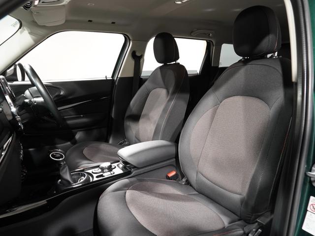 ＭＩＮＩ クーパーＤ　クラブマン　バックカメラ　リア障害物センサー　ドライビングモード　アクティブクルコン　ＬＥＤヘッドライト／フォグランプ　コンフォートアクセス　スルーローディングシステム　純正ナビ　ＥＴＣ２．０　整備付（34枚目）