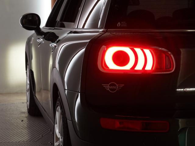 ＭＩＮＩ クーパーＤ　クラブマン　バックカメラ　リア障害物センサー　ドライビングモード　アクティブクルコン　ＬＥＤヘッドライト／フォグランプ　コンフォートアクセス　スルーローディングシステム　純正ナビ　ＥＴＣ２．０　整備付（41枚目）