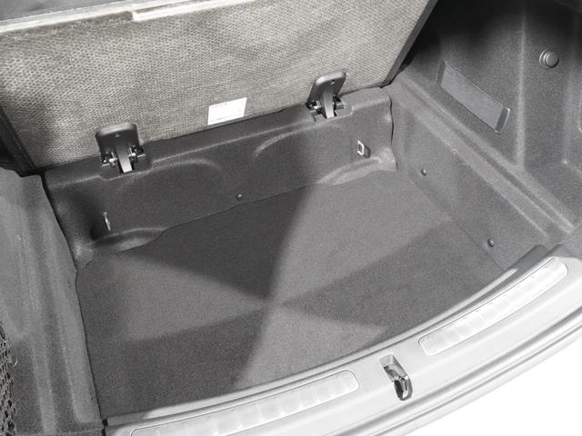 MINI クーパーDクロスオーバファーストPエセンシャルトリム クロス/レザレット シートヒーター アクティブクルコン ワイヤレスチャージ AppleCarPlay 純正ナビ バックカメラ 前後障害物センサー パーキングアシスト ETC2.0 整備付(34枚目)