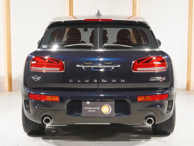 MINI クーパーSD クラブマン クラシック・トリム クロス/レザレット クルコン コンフォートアクセス パーキングアシストドライビングモード バックカメラ 前後障害物センサー ストレージコンパートメントパッケージ 純正ナビ ETC 整備付(9枚目)