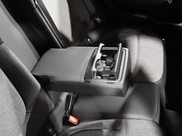 MINI クーパーSD クラブマン クラシック・トリム クロス/レザレット クルコン コンフォートアクセス パーキングアシストドライビングモード バックカメラ 前後障害物センサー ストレージコンパートメントパッケージ 純正ナビ ETC 整備付(35枚目)