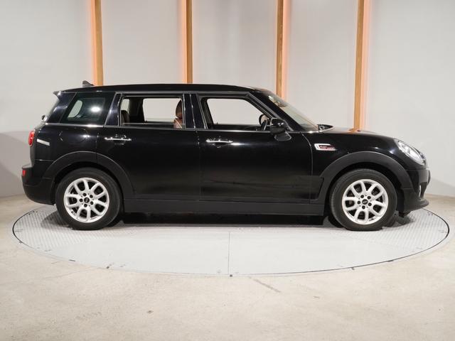 ＭＩＮＩ クラブマン　バッキンガム　クルコン　バックカメラ　コンフォートアクセス　衝突被害軽減ブレーキ　ストレージコンパートメントパッケージ　ＬＥＤヘッドライト／フォグランプ　シートカバー／ブラウン　純正ナビ　ＥＴＣ　整備付（22枚目）