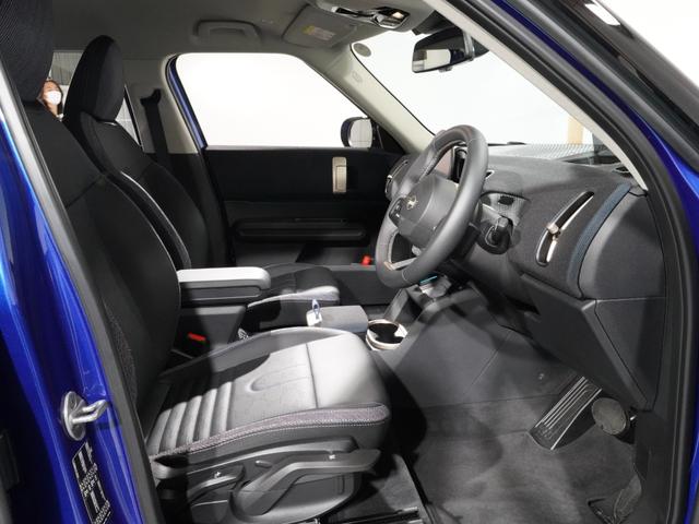 MINI カントリーマンC クラシック・トリム ベスキン/クロス シート&ハンドルヒーター ワイヤレスチャージ AppleCarPlay 純正ナビ パーキングアシスト バックカメラ アラームシステム ペダル踏み間違い抑制機能 ETC2.0 整備付(14枚目)