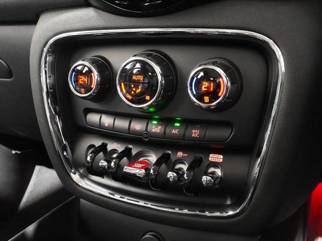 MINI クーパーSD クラブマン バックカメラ リア障害物センサー ドライビングモード スルーローディングシステム コンフォートアクセス アクティブクルコン 18インチYoursホイール 純正ナビ ETC2.0 整備付(38枚目)