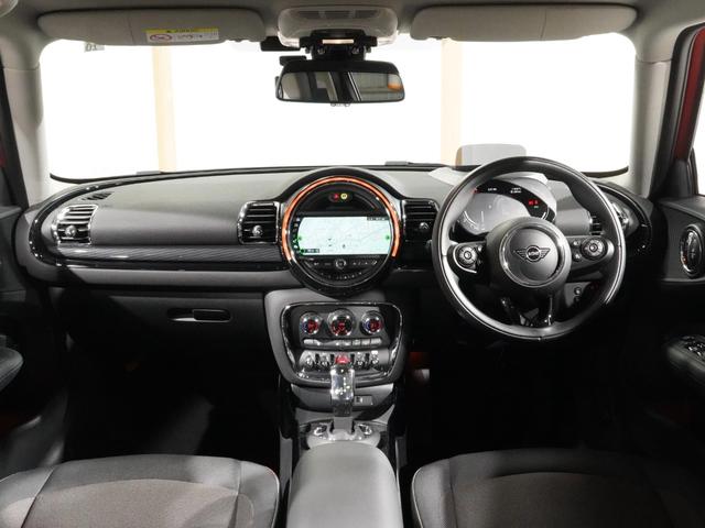 MINI クーパー クラブマン ワンオーナー ヘッドアップディスプレイ バックカメラ 前後障害物センサー ドライビングモード スルーローディングシステム パーキングアシスト LEDヘッドライト 純正ナビ ETC2.0 整備付(4枚目)