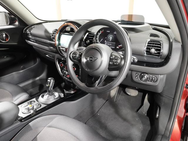 MINI クーパー クラブマン ワンオーナー ヘッドアップディスプレイ バックカメラ 前後障害物センサー ドライビングモード スルーローディングシステム パーキングアシスト LEDヘッドライト 純正ナビ ETC2.0 整備付(16枚目)