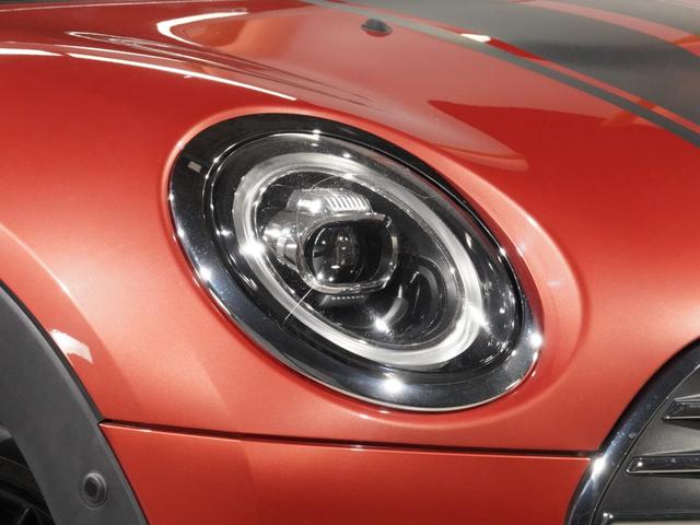 MINI クーパー クラブマン ワンオーナー ヘッドアップディスプレイ バックカメラ 前後障害物センサー ドライビングモード スルーローディングシステム パーキングアシスト LEDヘッドライト 純正ナビ ETC2.0 整備付(21枚目)