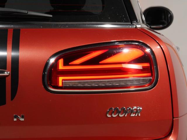 MINI クーパー クラブマン ワンオーナー ヘッドアップディスプレイ バックカメラ 前後障害物センサー ドライビングモード スルーローディングシステム パーキングアシスト LEDヘッドライト 純正ナビ ETC2.0 整備付(27枚目)