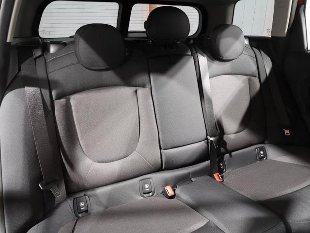 MINI クーパー クラブマン ワンオーナー ヘッドアップディスプレイ バックカメラ 前後障害物センサー ドライビングモード スルーローディングシステム パーキングアシスト LEDヘッドライト 純正ナビ ETC2.0 整備付(35枚目)