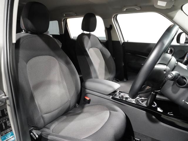 MINI クーパー クラブマン クルコン ドライビングモード コンフォートアクセス スルーローディングシステム 純正ナビ LEDヘッドライト/フォグランプ ETC 整備付(5枚目)