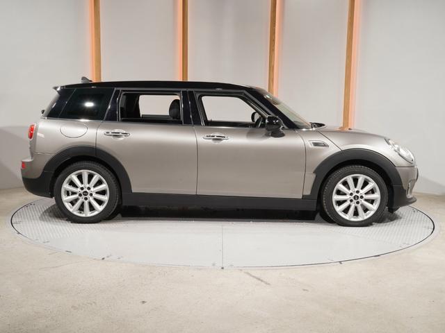 MINI クーパー クラブマン クルコン ドライビングモード コンフォートアクセス スルーローディングシステム 純正ナビ LEDヘッドライト/フォグランプ ETC 整備付(22枚目)