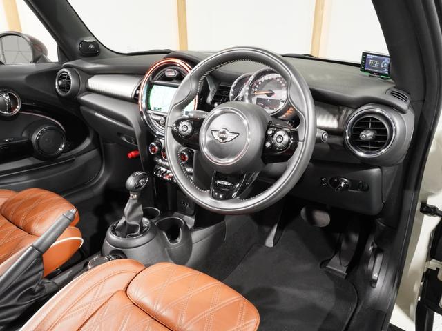 MINI クーパーS コンバーチブル ワンオーナー レザーシート/ヒーター クルコン バックカメラ リア障害物センサー コンフォートアクセス Yoursホイール/ステアリング Yoursソフトトップ 純正ナビ ETC2.0 整備付(16枚目)