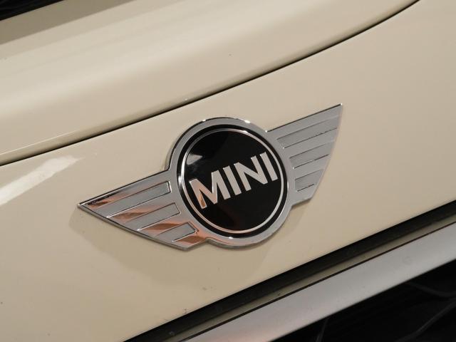 MINI クーパーS コンバーチブル ワンオーナー レザーシート/ヒーター クルコン バックカメラ リア障害物センサー コンフォートアクセス Yoursホイール/ステアリング Yoursソフトトップ 純正ナビ ETC2.0 整備付(25枚目)