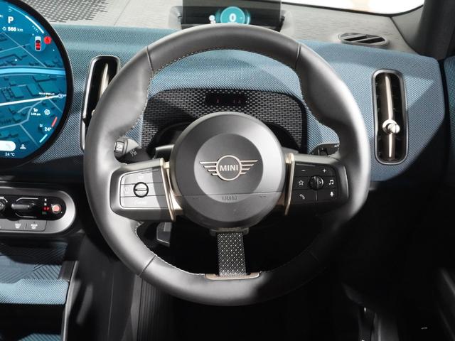 MINI カントリーマンD フェイバリット・トリム ベスキン/ブラウン シート&ハンドルヒーター バックカメラ アクティブクルコン パーキングアシスト ドライビングアシスト ワイヤレスチャージ ヘッドアップディスプレイ ETC2.0 整備付(17枚目)