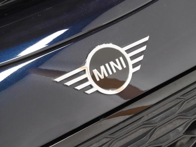 MINI ジョンクーパーワークス クラブマン アラームシステム レザーシート/電動 シートヒーター harman/kardon 純正ナビ AppleCarPlay バックカメラ 前後障害物センサー パーキングアシスト ETC2.0 整備付(22枚目)
