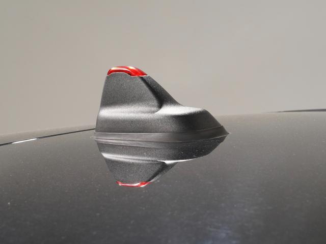 MINI クーパーSD クロスオーバー オール4 アラームシステム シートヒーター パーキングアシスト バックカメラ 前後障害物センサー アクティブクルコン ドライビングモード 純正ナビ ETC2.0 整備付(20枚目)