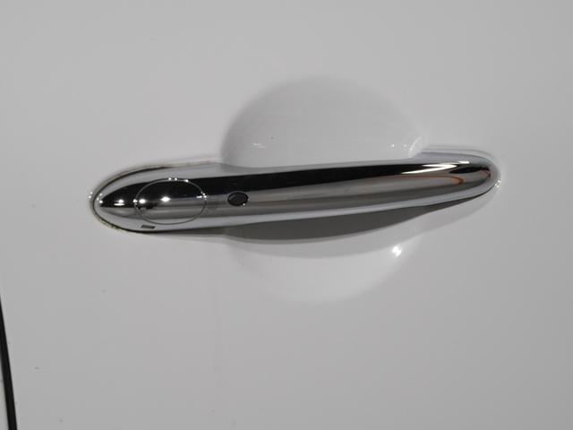 MINI クーパーSD クロスオーバー オール4 アラームシステム シートヒーター パーキングアシスト バックカメラ 前後障害物センサー アクティブクルコン ドライビングモード 純正ナビ ETC2.0 整備付(26枚目)