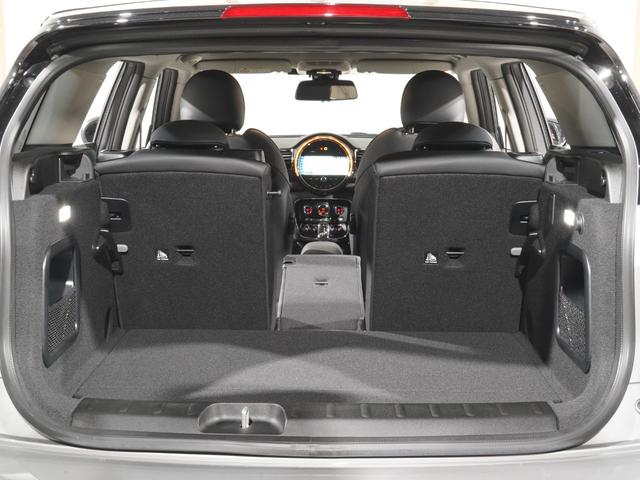 ＭＩＮＩ クーパーＤクラブマンプレミアム＋Ｐクラシック・トリム　レザーシート　シートヒーター　純正ナビ　ＡｐｐｌｅＣａｒＰｌａｙ　アクティブクルコン　ワイヤレスチャージ　バックカメラ　前後障害物センサー　パーキングアシスト　ドライビングモード　ＥＴＣ２．０　整備付（30枚目）