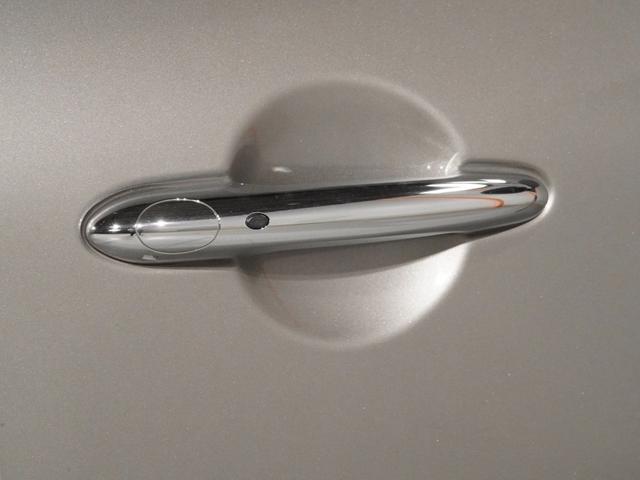 ＭＩＮＩ クーパーＤ　クロスオーバー　シートヒーター　バックカメラ　リア障害物センサー　オートマチックテールゲート　衝突被害軽減ブレーキ　コンフォートアクセス　純正ナビ　ＥＴＣ２．０　整備付（25枚目）