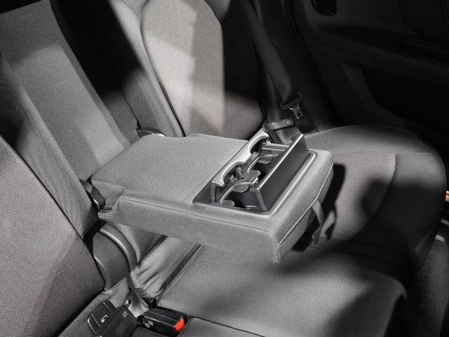 ＭＩＮＩ クーパーＤ　クロスオーバー　シートヒーター　バックカメラ　リア障害物センサー　オートマチックテールゲート　衝突被害軽減ブレーキ　コンフォートアクセス　純正ナビ　ＥＴＣ２．０　整備付（37枚目）