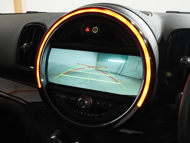 ＭＩＮＩ クロスオーバー　バッキンガム　クルコン　コンフォートアクセス　衝突被害軽減ブレーキ　バックカメラ　ストレージコンパートメントパッケージ　ＬＥＤヘッドライト／フォグランプ　ＥＴＣ　整備付（6枚目）
