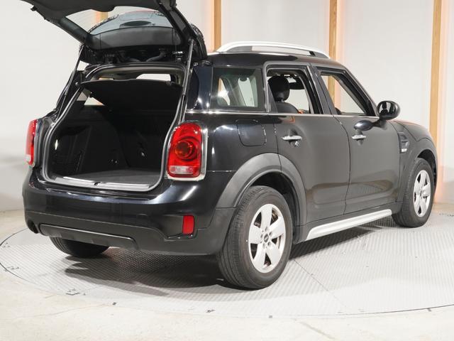 ＭＩＮＩ クロスオーバー　バッキンガム　クルコン　コンフォートアクセス　衝突被害軽減ブレーキ　バックカメラ　ストレージコンパートメントパッケージ　ＬＥＤヘッドライト／フォグランプ　ＥＴＣ　整備付（28枚目）