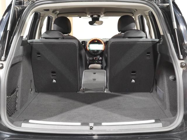 ＭＩＮＩ クロスオーバー　バッキンガム　クルコン　コンフォートアクセス　衝突被害軽減ブレーキ　バックカメラ　ストレージコンパートメントパッケージ　ＬＥＤヘッドライト／フォグランプ　ＥＴＣ　整備付（30枚目）