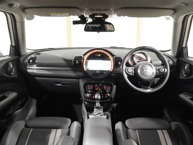 ＭＩＮＩ クーパーＳＤ　クラブマン　ドライビングモード　バックカメラ　リア障害物センサー　アクティブクルコン　コンフォートアクセス　スルーローディングシステム　衝突被害軽減ブレーキ　純正ナビ　ＥＴＣ２．０　整備付（4枚目）