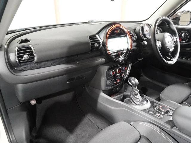 ＭＩＮＩ クーパーＳＤ　クラブマン　ドライビングモード　バックカメラ　リア障害物センサー　アクティブクルコン　コンフォートアクセス　スルーローディングシステム　衝突被害軽減ブレーキ　純正ナビ　ＥＴＣ２．０　整備付（15枚目）