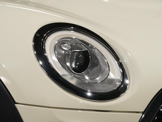 ＭＩＮＩ クーパーＳＤ　クラブマン　ドライビングモード　バックカメラ　リア障害物センサー　アクティブクルコン　コンフォートアクセス　スルーローディングシステム　衝突被害軽減ブレーキ　純正ナビ　ＥＴＣ２．０　整備付（21枚目）