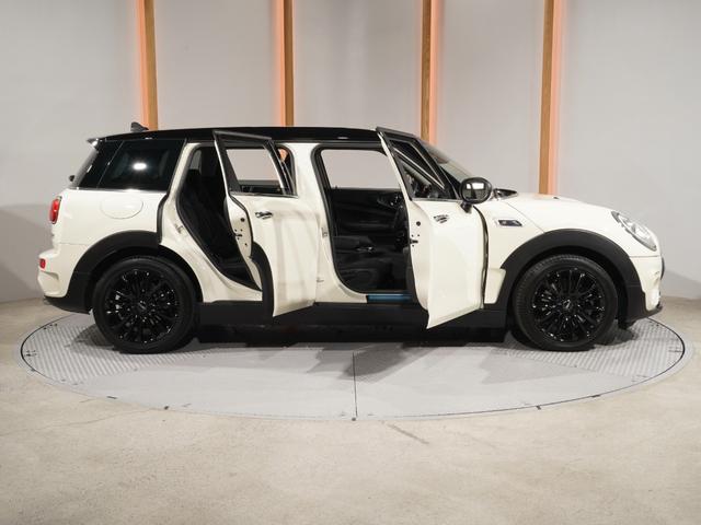 ＭＩＮＩ クーパーＳＤ　クラブマン　ドライビングモード　バックカメラ　リア障害物センサー　アクティブクルコン　コンフォートアクセス　スルーローディングシステム　衝突被害軽減ブレーキ　純正ナビ　ＥＴＣ２．０　整備付（24枚目）