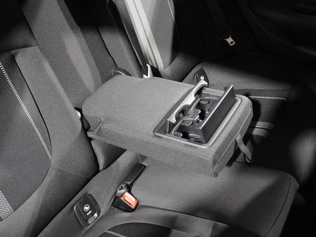 ＭＩＮＩ クーパーＳＤ　クラブマン　ドライビングモード　バックカメラ　リア障害物センサー　アクティブクルコン　コンフォートアクセス　スルーローディングシステム　衝突被害軽減ブレーキ　純正ナビ　ＥＴＣ２．０　整備付（36枚目）