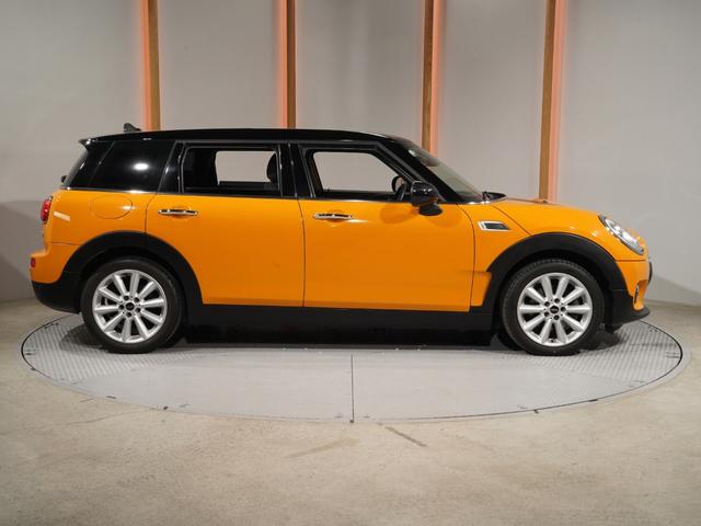 ＭＩＮＩ クーパー　クラブマン　アクティブクルコン　衝突被害軽減ブレーキ　バックカメラ　リア障害物センサー　コンフォートアクセス　スルーローディングシステム　ＬＥＤヘッドライト　ＥＴＣ２．０　整備付（23枚目）