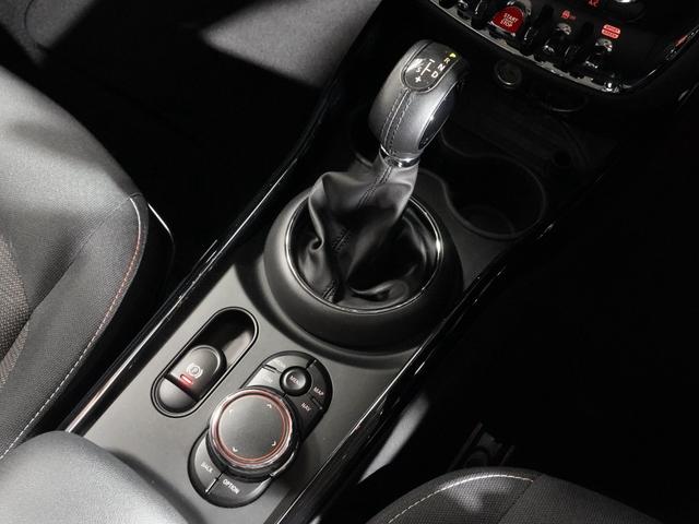 ■総在庫数は約２５０台！■屋内展示場で天候を気にせず安心してご覧いただけます。■経験を活かして自信を持ってオススメできる確かな良質車のみを厳選ラインナップ致しております！■是非お立ち寄りください♪