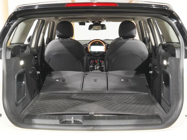 ＭＩＮＩ クーパーＤ　クラブマン　ＡｐｐｌｅＣａｒＰｌａｙ　純正ナビ　ワイヤレスチャージ　ドライビングモード　パーキングアシスト　バックカメラ　前後障害物センサー　スルーローディングシステム　ＥＴＣ２．０　整備付（32枚目）