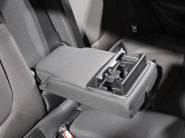 ＭＩＮＩ クーパーＤ　クラブマン　ＡｐｐｌｅＣａｒＰｌａｙ　純正ナビ　ワイヤレスチャージ　ドライビングモード　パーキングアシスト　バックカメラ　前後障害物センサー　スルーローディングシステム　ＥＴＣ２．０　整備付（36枚目）