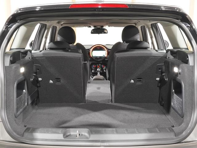 ＭＩＮＩ クーパーＳ　クラブマン　クルコン　ドライビングモード　コンフォートアクセス　バックカメラ　リア障害物センサー　スルーローディングシステム　純正ナビ　ＥＴＣ２．０　整備付（30枚目）