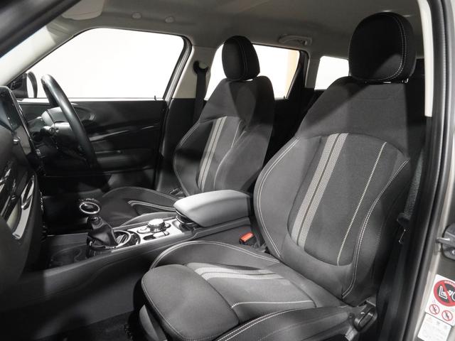 ＭＩＮＩ クーパーＳ　クラブマン　クルコン　ドライビングモード　コンフォートアクセス　バックカメラ　リア障害物センサー　スルーローディングシステム　純正ナビ　ＥＴＣ２．０　整備付（34枚目）