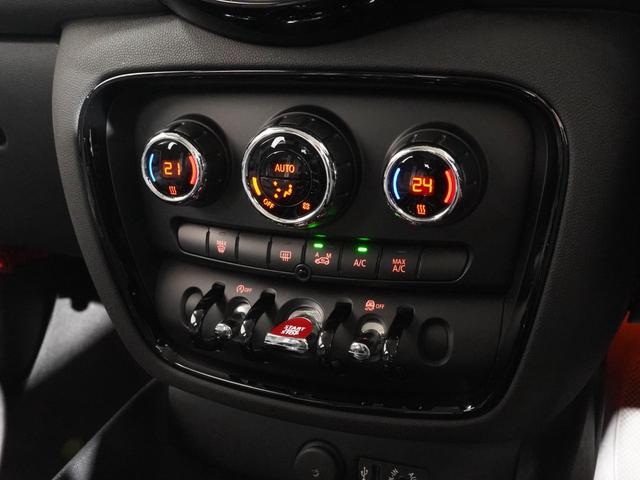 ＭＩＮＩ クーパーＳ　クラブマン　クルコン　ドライビングモード　コンフォートアクセス　バックカメラ　リア障害物センサー　スルーローディングシステム　純正ナビ　ＥＴＣ２．０　整備付（37枚目）