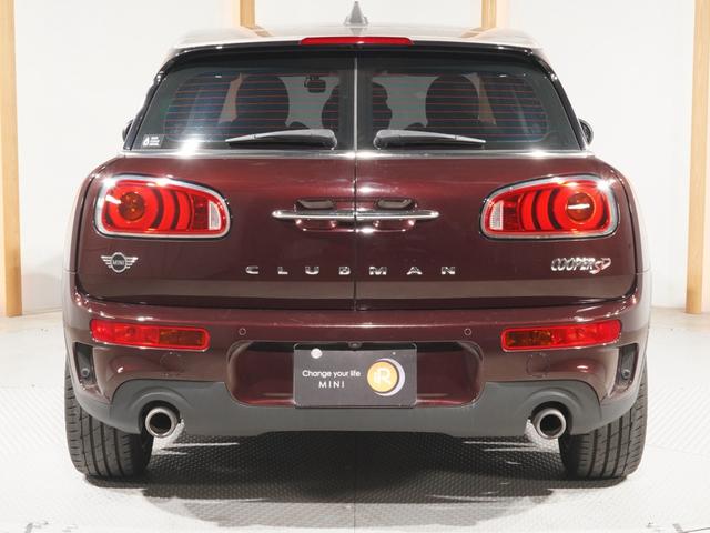 ＭＩＮＩ クーパーＳＤ　クラブマン　コンフォートアクセス　バックカメラ　リア障害物センサー　アクティブクルコン　ドライビングモード　スルーローディングシステム　衝突被害軽減ブレーキ　純正ナビ　ＥＴＣ２．０　整備付（9枚目）