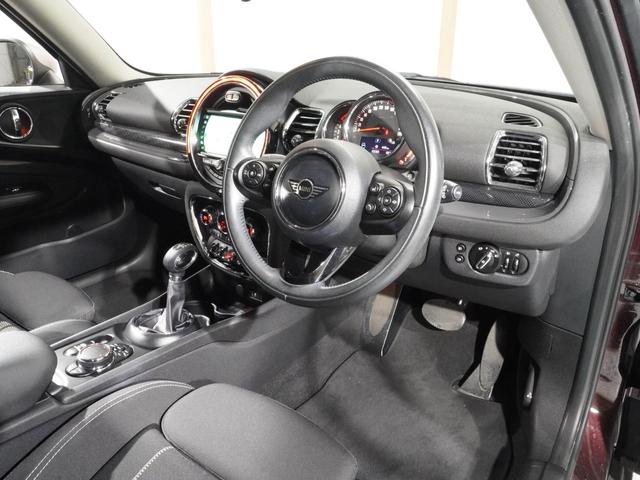 ＭＩＮＩ クーパーＳＤ　クラブマン　コンフォートアクセス　バックカメラ　リア障害物センサー　アクティブクルコン　ドライビングモード　スルーローディングシステム　衝突被害軽減ブレーキ　純正ナビ　ＥＴＣ２．０　整備付（16枚目）