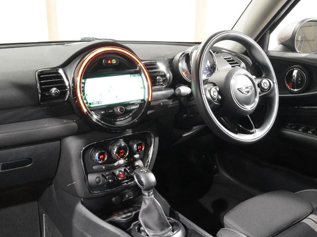 ＭＩＮＩ クーパーＳＤ　クラブマン　コンフォートアクセス　バックカメラ　リア障害物センサー　アクティブクルコン　ドライビングモード　スルーローディングシステム　衝突被害軽減ブレーキ　純正ナビ　ＥＴＣ２．０　整備付（18枚目）