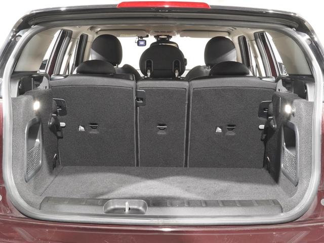 ＭＩＮＩ クーパーＳＤ　クラブマン　コンフォートアクセス　バックカメラ　リア障害物センサー　アクティブクルコン　ドライビングモード　スルーローディングシステム　衝突被害軽減ブレーキ　純正ナビ　ＥＴＣ２．０　整備付（29枚目）