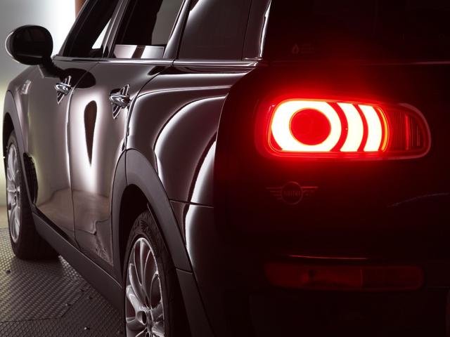 ＭＩＮＩ クーパーＳＤ　クラブマン　コンフォートアクセス　バックカメラ　リア障害物センサー　アクティブクルコン　ドライビングモード　スルーローディングシステム　衝突被害軽減ブレーキ　純正ナビ　ＥＴＣ２．０　整備付（40枚目）