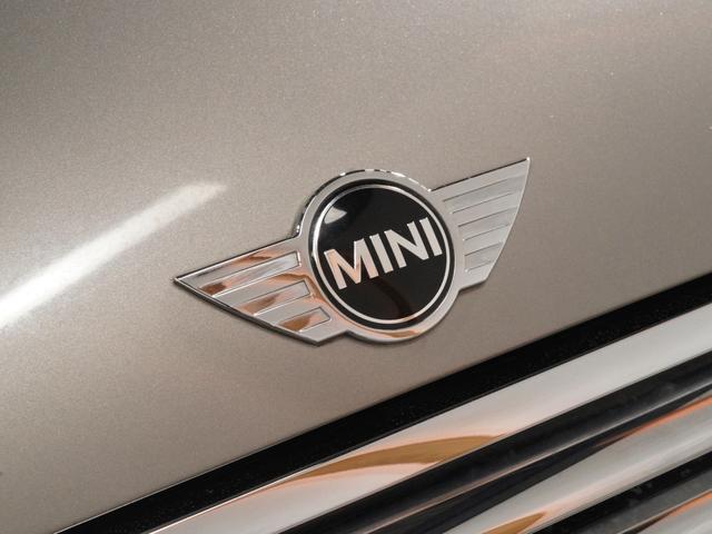 ＭＩＮＩ クーパー　コンバーチブル　Ｙｏｕｒｓソフトトップ　レザーシート　シートヒーター　ドライビングモード　クルコン　マルチファンクション　バックカメラ　リア障害物センサー　コンフォートアクセス　純正ナビ　ＥＴＣ　整備付（25枚目）