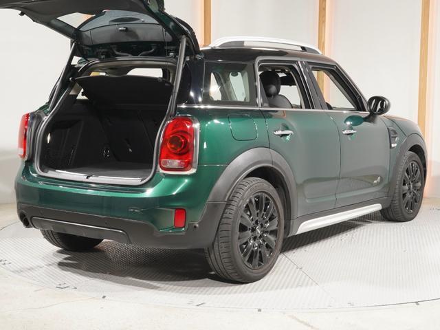 ＭＩＮＩ クロスオーバー　ノーフォークエディション　限定車　ワンオーナー　専用装備　レザレットシート　シートヒーター　ピクニックベンチ　バックカメラ　リア障害物センサー　コンフォートアクセス　オートマチックテールゲート　純正ナビ　ＥＴＣ２．０　整備付（31枚目）
