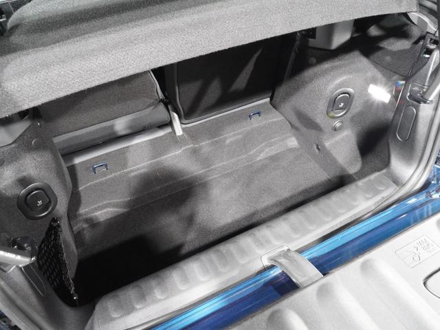 ＭＩＮＩ クーパーＳ　コンバーチブルサイドウォークエディション　限定車　ワンオーナー　専用装備　レザーシート／ヒーター　ｈａｒｍａｎ／ｋａｒｄｏｎ　ヘッドアップディスプレイ　純正ナビ　ＡｐｐｌｅＣａｒＰｌａｙ　ワイヤレスチャージ　バックカメラ　ＥＴＣ２．０　整備付（35枚目）