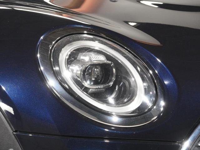 MINI クーパーS クラブマン Yoursレザーシート/アルミホイール シートヒーター 電動シート バックカメラ 前後障害物センサー アクティブクルコン パーキングアシスト スルーローディングシステム 純正ナビ ETC2.0 整備付(21枚目)